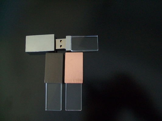 Κρύσταλλο USB Εσωτερικά Με Φως LED Όταν Λειτουργεί Το Φως LED Λαμπυρίζει