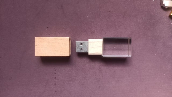 Προσαρμοσμένο Κρυστάλλινο USB Stick με επιλογές λέιζερ λογότυπο -50 ° C 80 ° C θερμοκρασία περιβάλλοντος