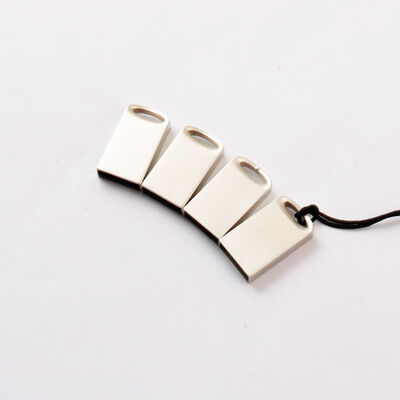 Μεταλλικό USB με μπρελόκ Μεταλλικό λογότυπο λέιζερ μονάδας flash Usb Ακολουθήστε την προσαρμοσμένη σχεδίαση