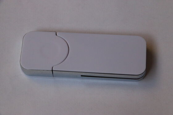 USB 3.0 20-80MB S Πλαστικό υλικό USB Stick Προσαρμοσμένο λογότυπο εκτύπωσης ή φορητή μονάδα flash υψηλής ταχύτητας με λέιζερ