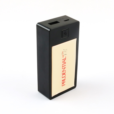 Πλαστικό ύφος 5200MAH διαφήμισης τράπεζας δύναμης δώρων φορητό με 3 σε 1 καλώδιο