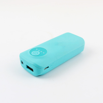Ελαφριά πλαστική φορητή τράπεζα 2400MAH 18650 δύναμης οδηγήσεων ιονική μπαταρία λι
